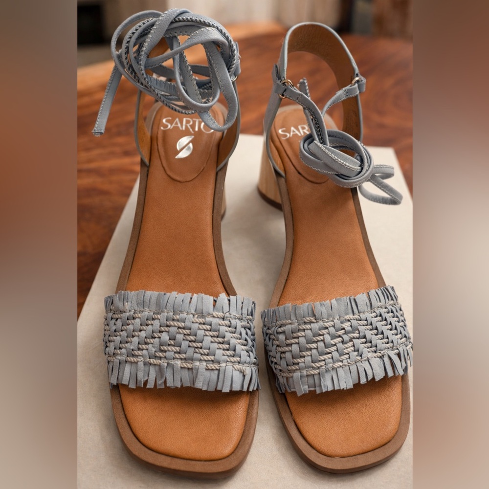 Franco Sarto SARTO Leather Block Heel Sandals Size 8 Blue-gray Woven Fringe